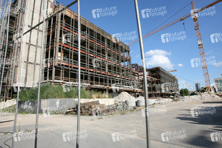 Palast der Republik während der Demontage