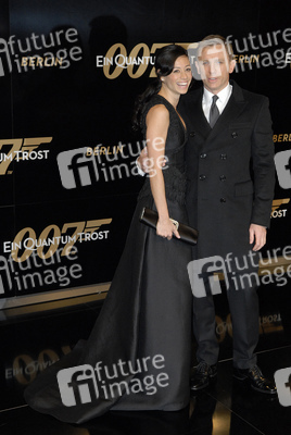 Satsuki Mitchell, Daniel Craig