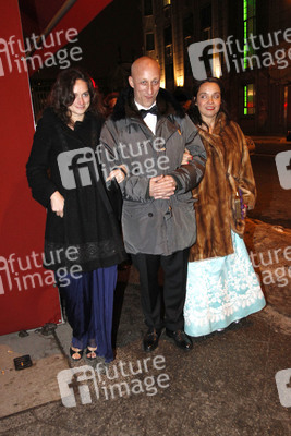 Oliver Hirschbiegel mit Begleitung