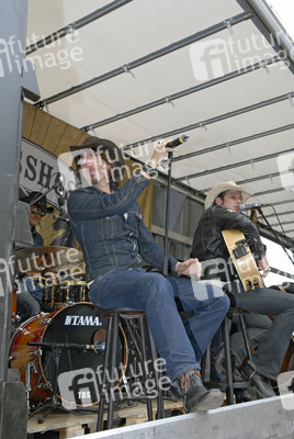 Alec 'Boss Burns' Völkel, Sascha 'Hoss Powers' Vollmer (The BossHoss)