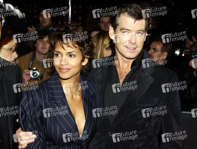 Halle Berry, Pierce Brosnan