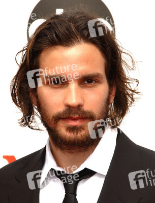 Santiago Cabrera