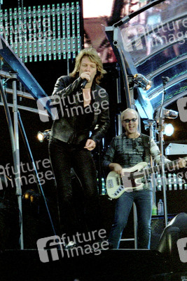 Jon Bon Jovi, Hugh McDonald