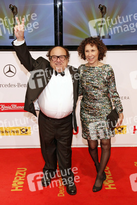 Danny DeVito, Rhea Pearlman