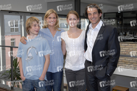 Sven Gielnik, Katharina Böhm, Laura Sonntag, Hans Werner Meyer