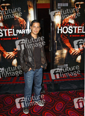 Jay Hernandez