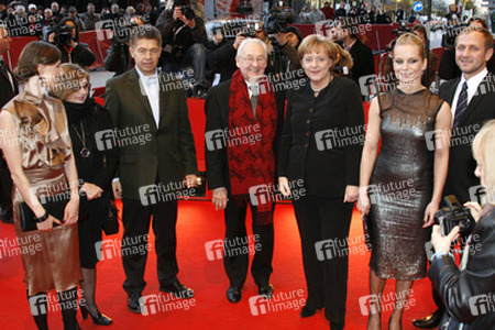 Maja Ostaszewska, Gast, Joachim Sauer, Andrzej Wajda, Angela Merkel, Magdalena Cielecka, Andrzej Chyra