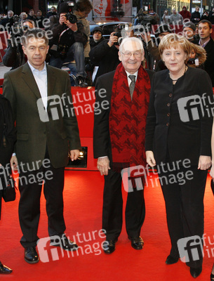 Joachim Sauer, Andrzej Wajda, Angela Merkel