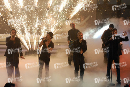 Howard Donald, Mark Owen, Gary Barlow, Jason Orange