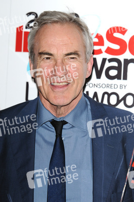 Larry Lamb