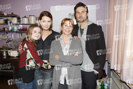 Jella Haase, Anja Kling, Senta Berger, Simon Verhoeven