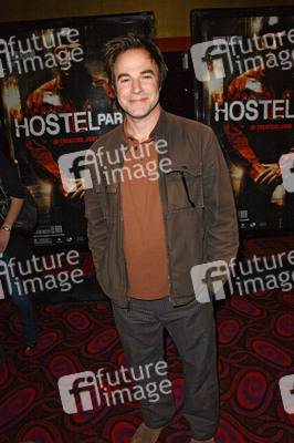 Roger Bart