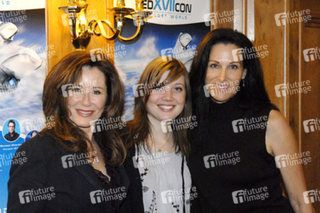 Mary McDonnell, Nicki Clyne, Julie Caitlin Brown