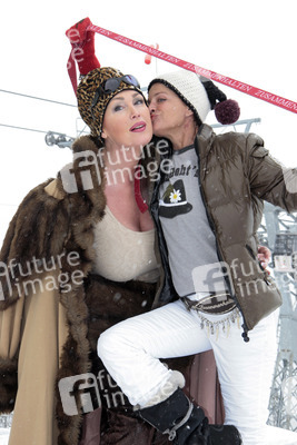 Gloria Gray, Barbara Herzsprung