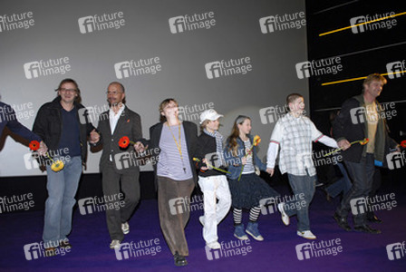 Milan Peschel, Christoph Maria Herbst, Anna Thalbach, Zoe Mannhardt, Karl-Alexander Seidel, Konstantin Kaucher, Detlev Buck