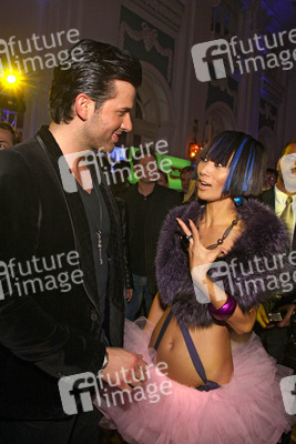 Jay Khan (US5), Bai Ling