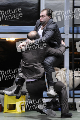 Georgios Tsivanoglou, Roman Kanonik