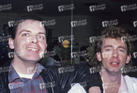 Pressekonferenz mit Sharpe & Numan in London