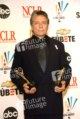 Edward James Olmos