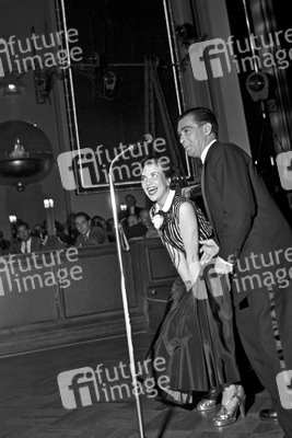 Rita Paul, Bully Buhlan