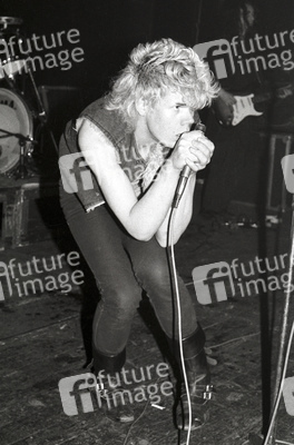 Dave-id Busares Scott (David Watson)