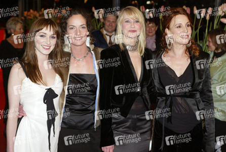 Sonja Richter, Annette K. Olesen, Trine Dyrholm, Ann Eleonora Jorgensen