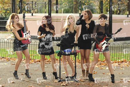 Una Healy, Vanessa White, Mollie King, Rochelle Wiseman, Frankie Sandford (The Saturdays)