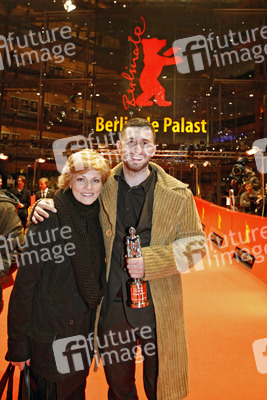 Dragos Bucur mit Begleitung