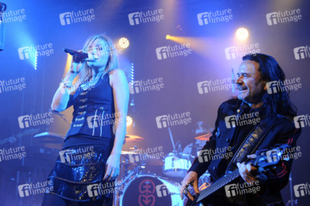 Anna Loos, Jäcki Reznicek (Silly)