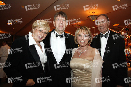 Jörg Gudzuhn mit Frau Christel, Luise Lunow mit Mann Ekhardt