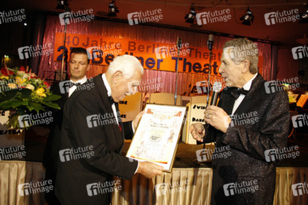 Friedrich Schoenfelder, Otfried Laur