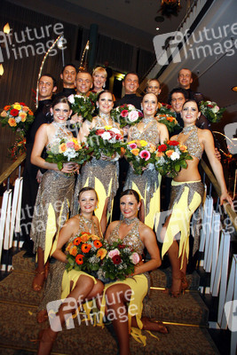 Tanzformation 'Allround Dance Company' von Ariane Schiessler