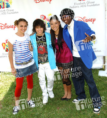 Jade Gilley, Boo Boo Stewart, Miki Ishikawa, Taylor McKinney