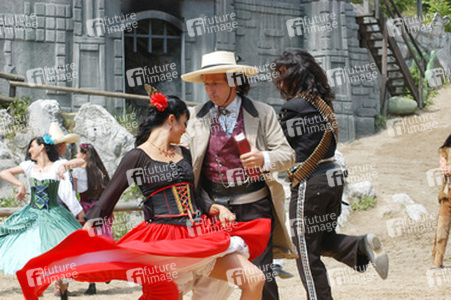 Clara Vélez, Frank Schröder, Anderson Farah