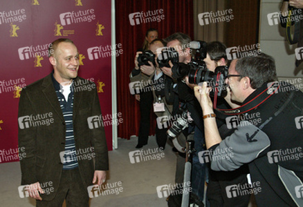 Jürgen Vogel mit Fotografen