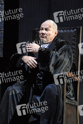 Klaus Maria Brandauer
