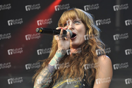 Jennifer Weist (Jennifer Rostock)