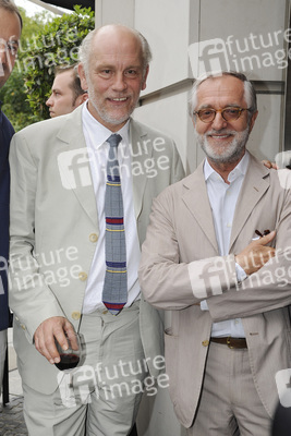 John Malkovich, Josef R. Voelk