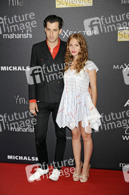 Mark Ronson, Charlotte Ronson