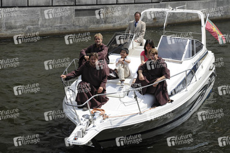 Stephan Bieker, Mathis Landwehr, Hoang Dang-Vu, Helmut Zierl, Chi Le, Oliver Bender