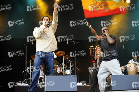 Damian Marley, Nas