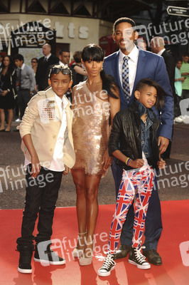 Jaden Smith, Jada Pinkett Smith, Will Smith, Willow Smith