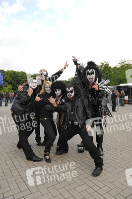 Kiss Fans