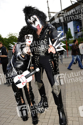 Kiss Fans