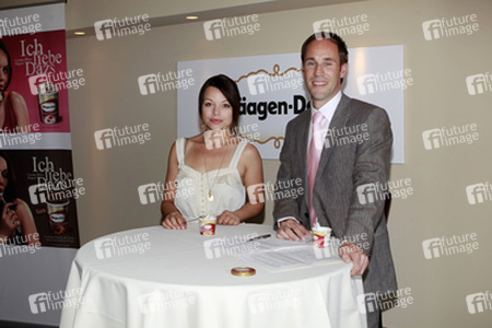 Cosma Shiva Hagen, Matthias Dimke