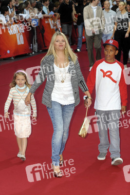 Sophie Briest mit Tochter Faye und Sohn Jahmar