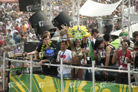 Fans auf der Loveparade 2010