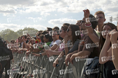 Fans auf der Loveparade 2010