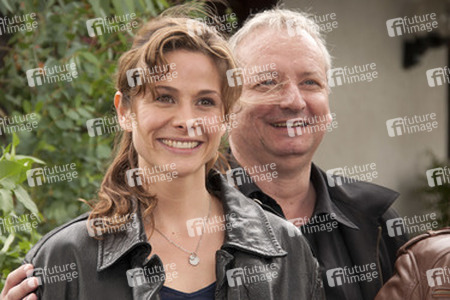 Ellenie Salvo González, Günter Knarr