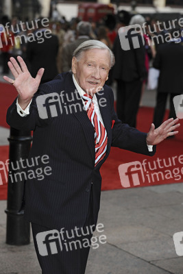 Leslie Phillips